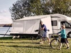 Thule Sun Blocker Front G2 Voorwand 480 -Outdoor Kampeerwinkel thule sun blocker front gaaswand 2 ecommerce d229 18